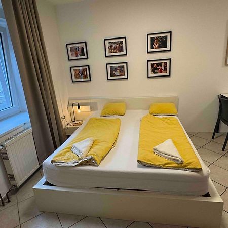 Cozy Flat Near Tivoli Park With Free Parking Lägenhet Ljubljana Exteriör bild