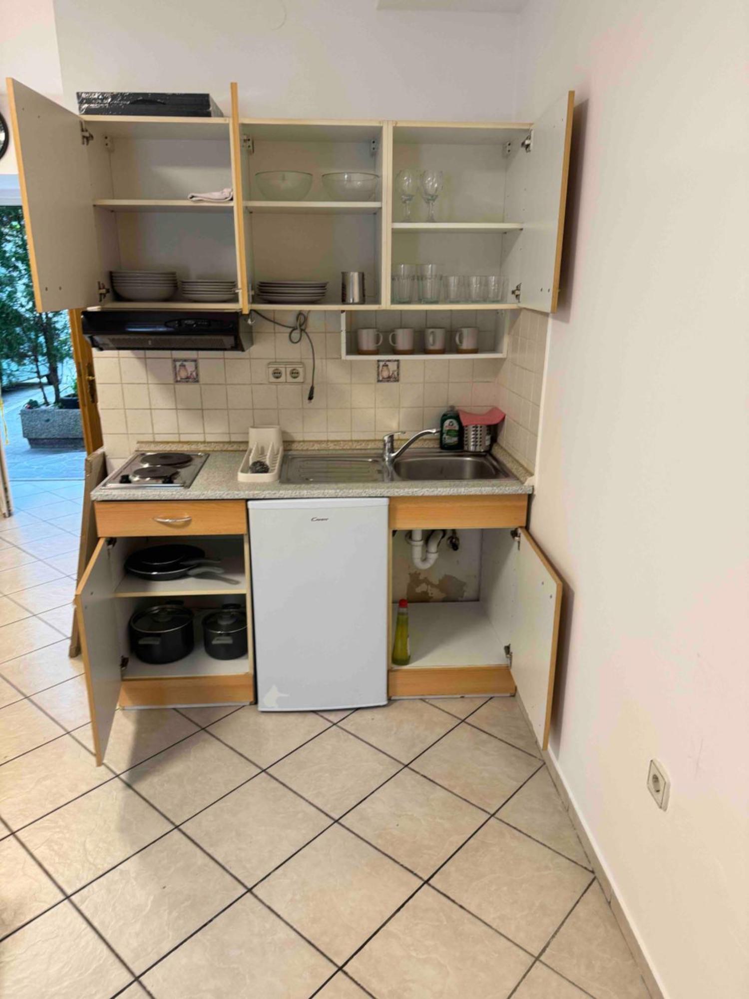Cozy Flat Near Tivoli Park With Free Parking Lägenhet Ljubljana Exteriör bild